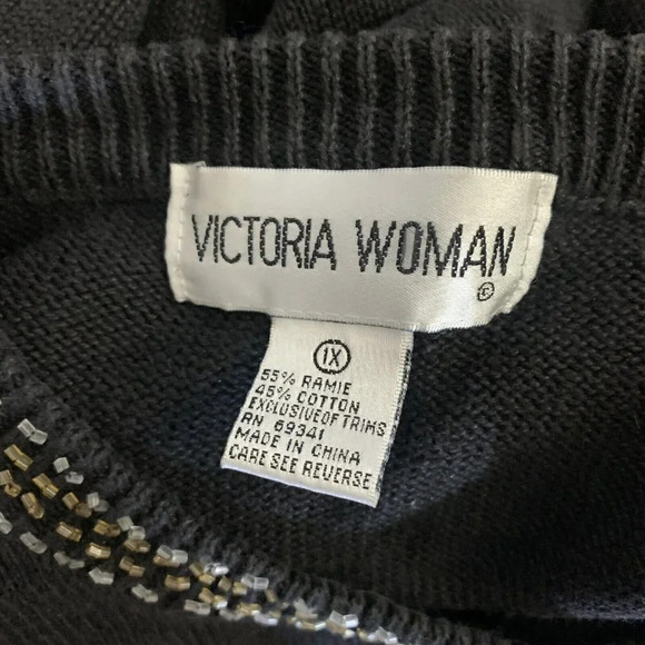 Victoria Women Beaded Sweater 1XL Gold Diamond Shape Embellishments - Picture 6 of 6